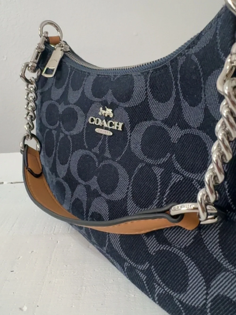 COACH Teri Shoulder Bag In Signature Canvas Denim ( New)